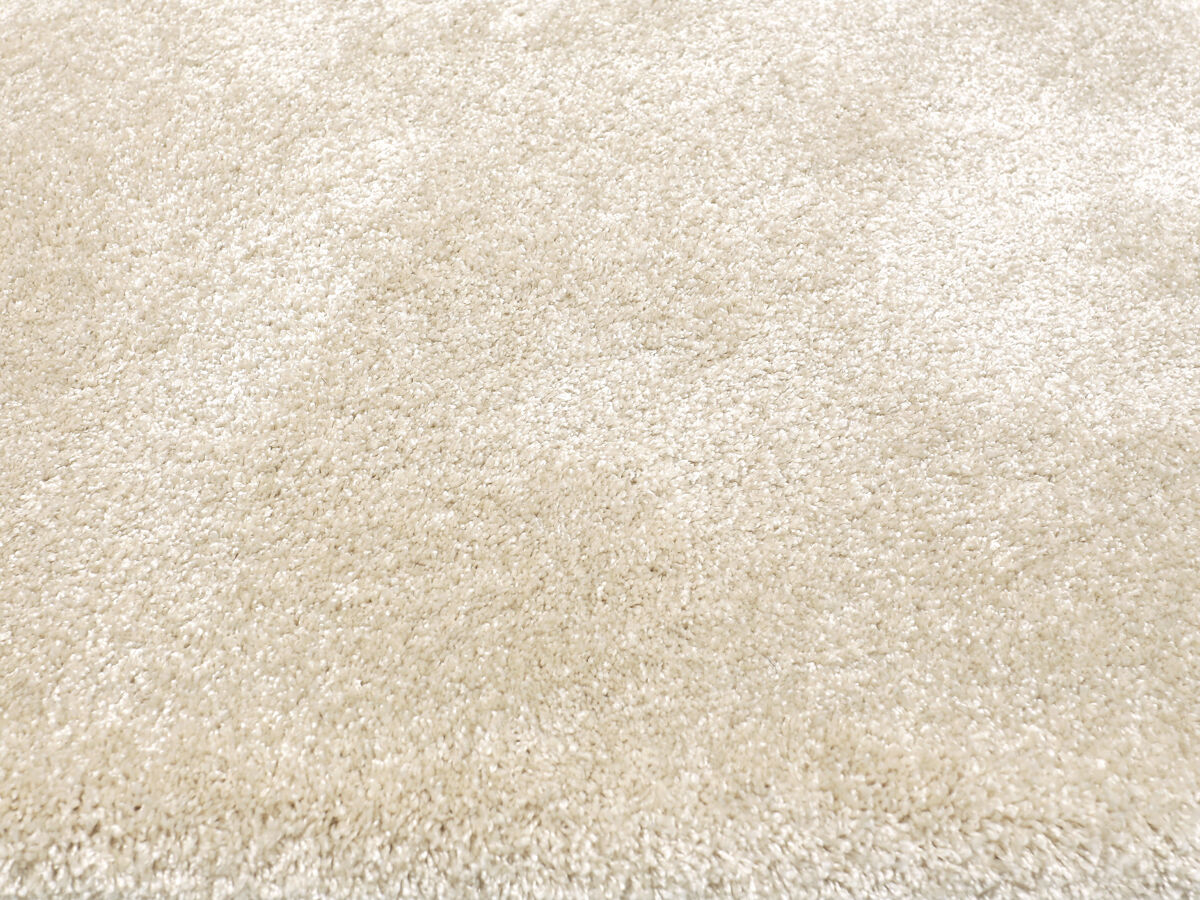 Liva Cover Comfort Teppich | seindenweicher Flor | Wunschmaß & Wunschform